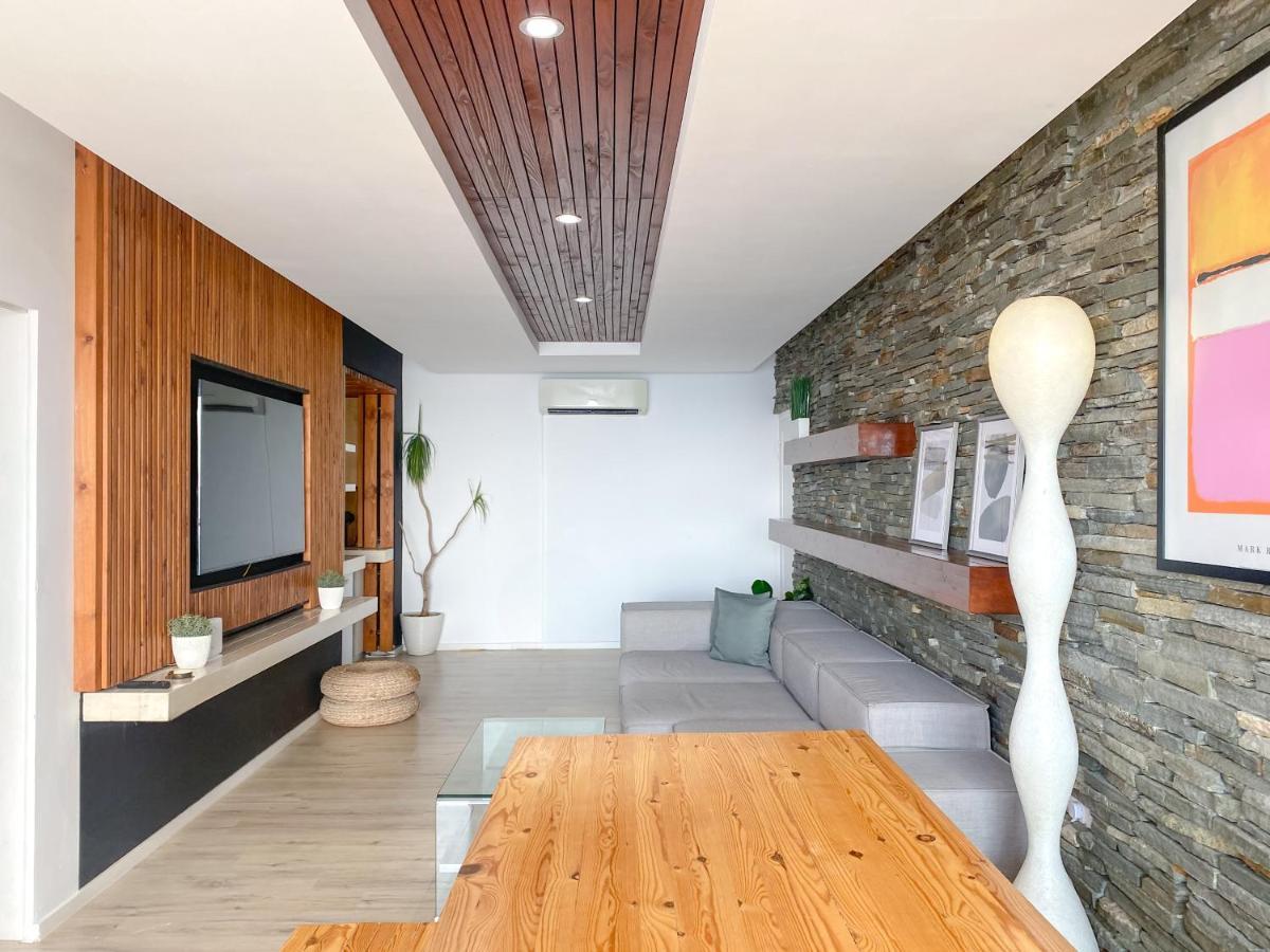 Phaedrus Living: Seaview Luxury Flat Athina Grenada Apartment Paphos Exterior photo