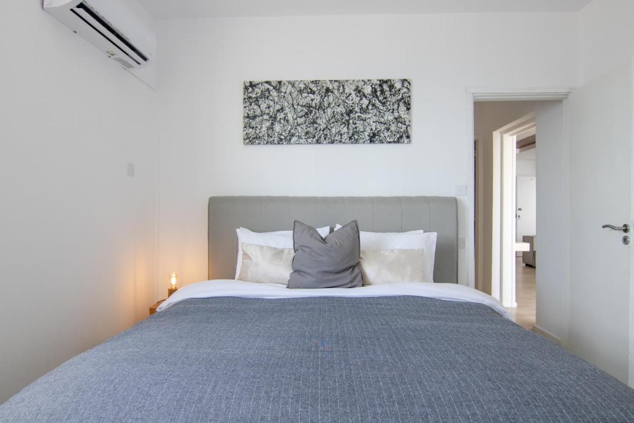 Phaedrus Living: Seaview Luxury Flat Athina Grenada Apartment Paphos Exterior photo